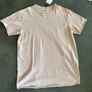 NWT men’s Blush pink John Elliott  t-shirt size M
#teeshirt #johnelliot